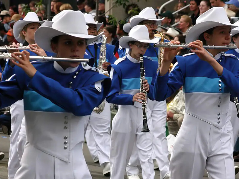 Why Do Marching Bands Wear Uniforms? Top Music Tips